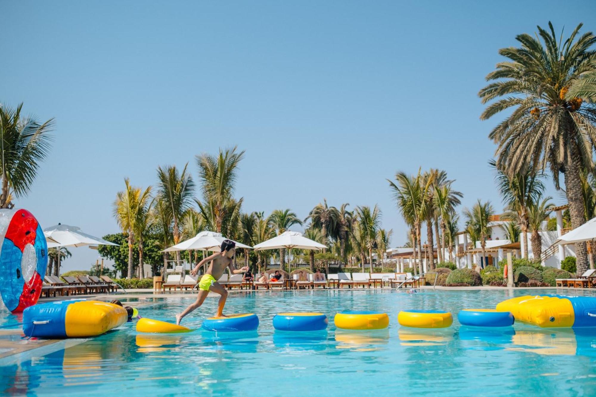 Hotel Paracas, A Luxury Collection Resort, Paracas Kültér fotó The swimming pool at the resort